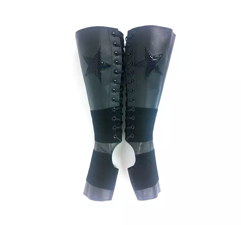 Black Aerial boots w/ Black REFLECTIVE SNAKE PRINT STAR + Suede Grip