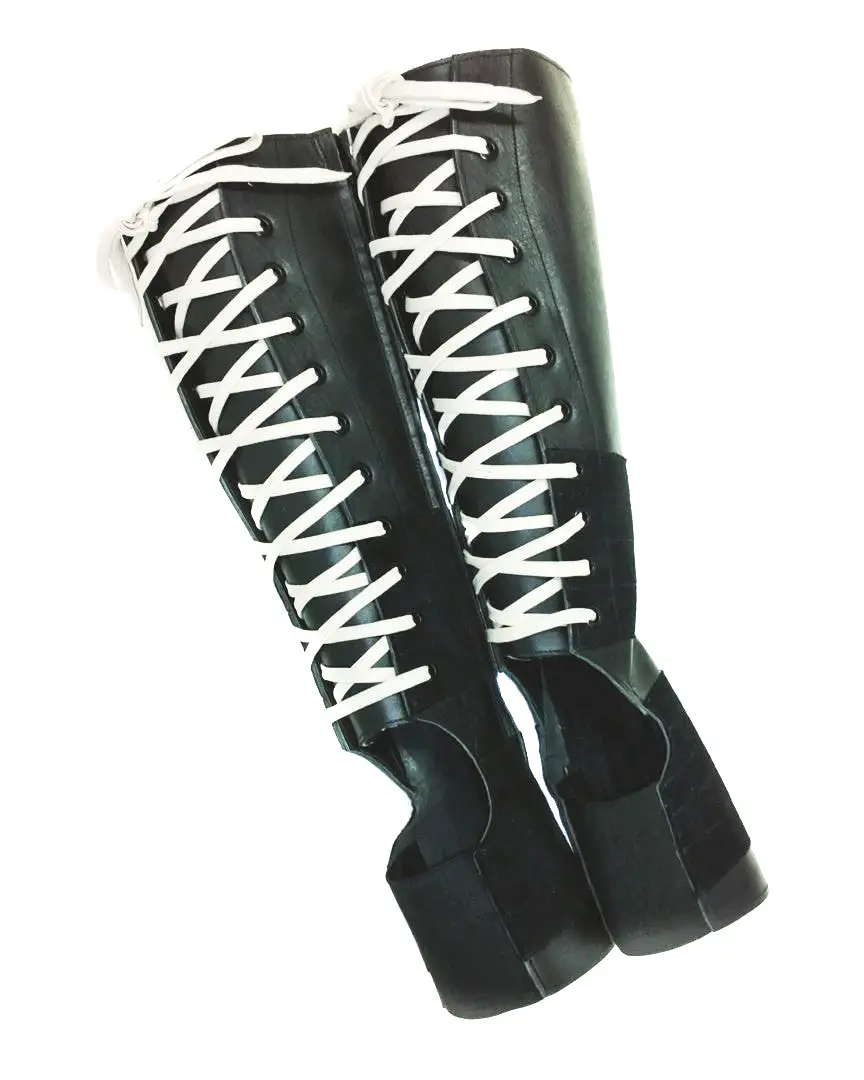 Black Aerial boots w/ COLOUR lacing + Suede Grip