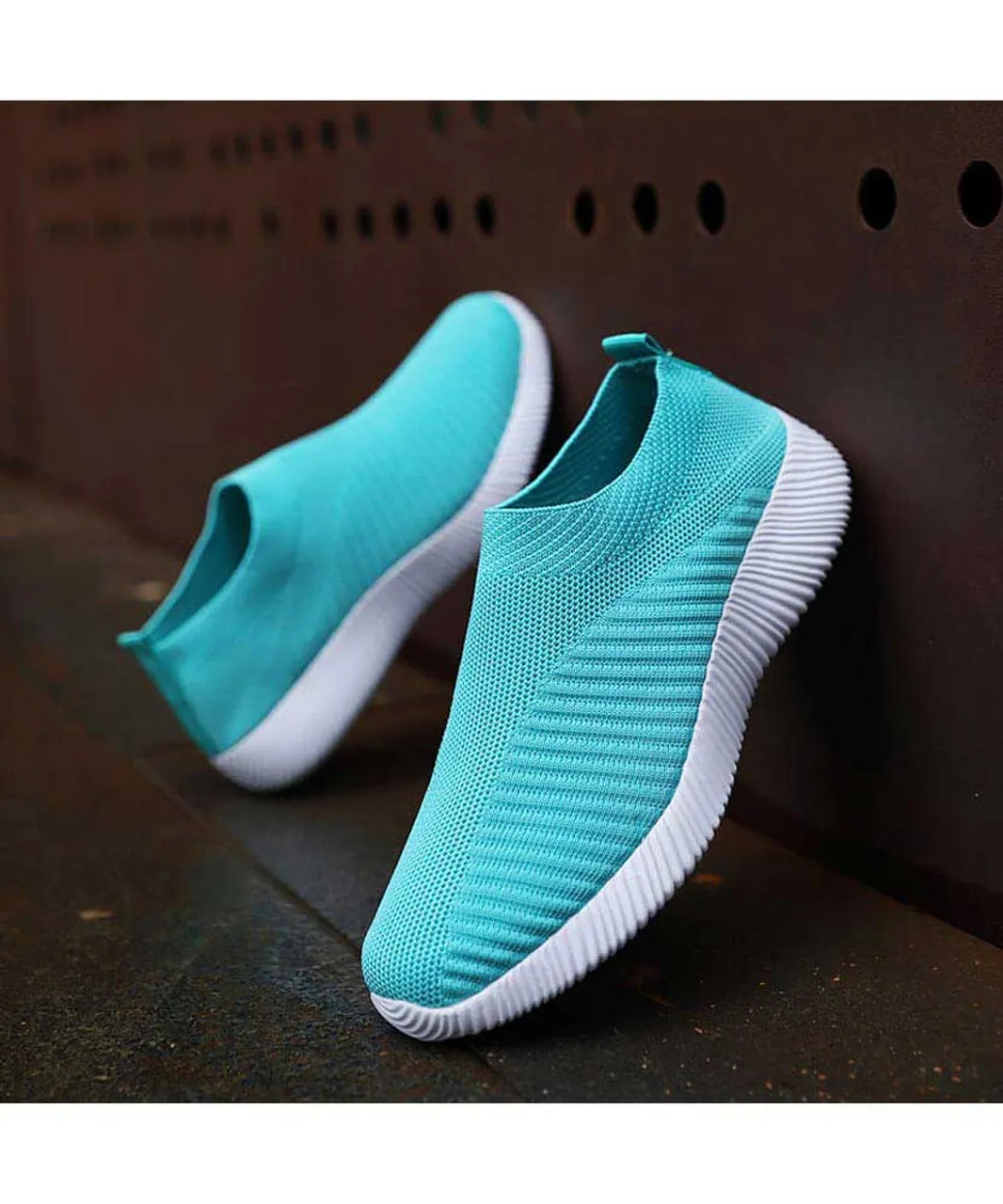 Blue texture stripe slip on shoe sneaker