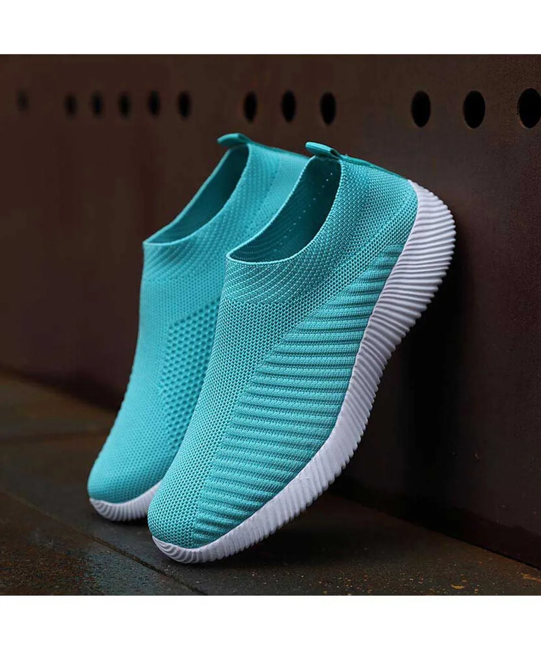 Blue texture stripe slip on shoe sneaker