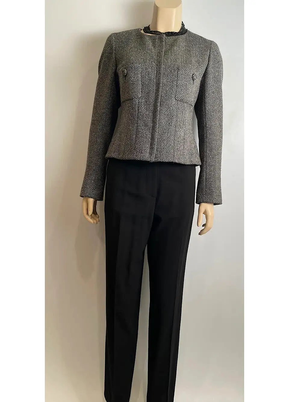 Chanel 08A 2008 Fall Collarless Herringbone Jacket with removable Cuffs FR 40 US 4