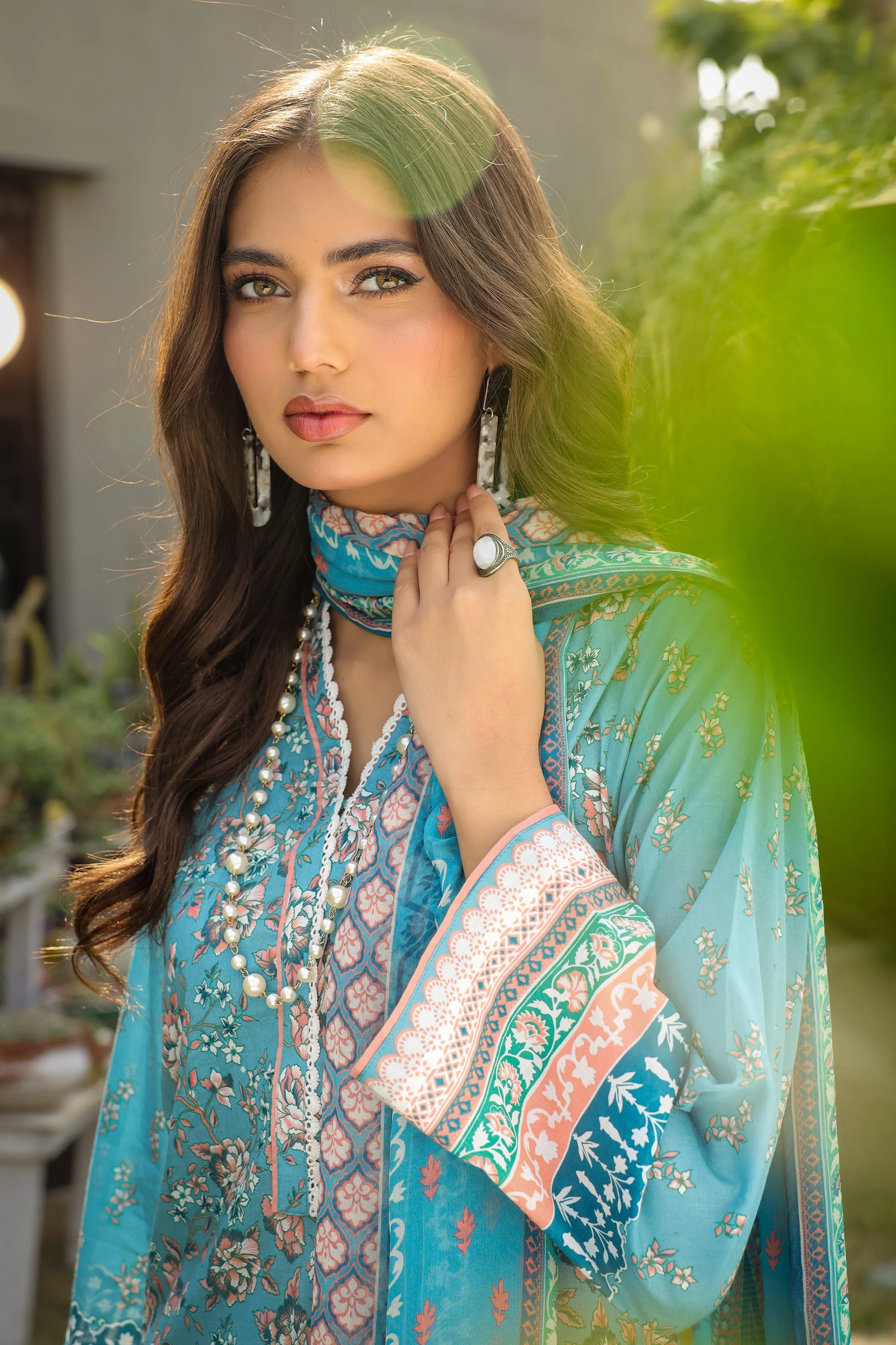 Komal Prints by Lakhany Unstitched Printed Lawn 3Pc Suit LG-IZ-0147-A