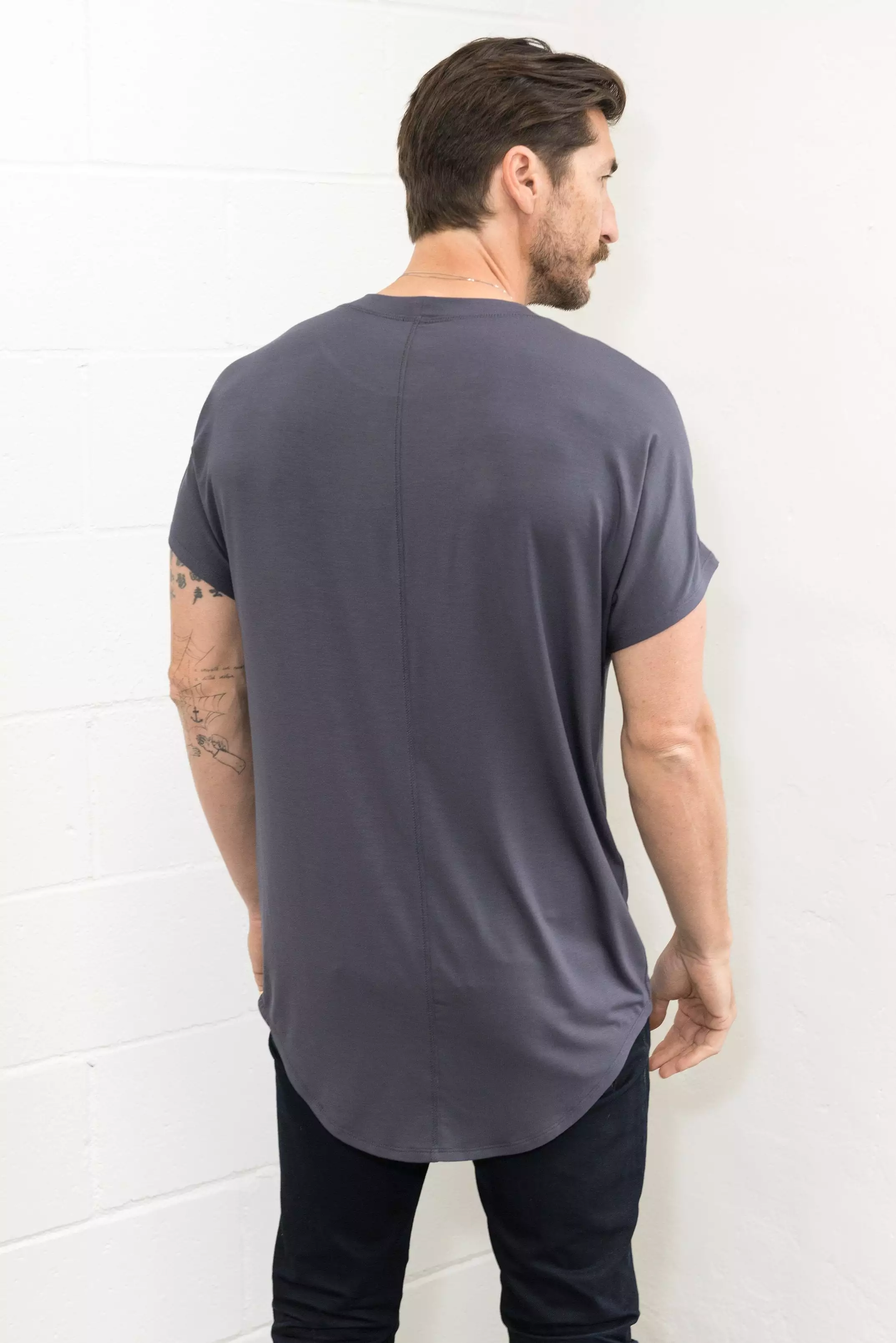 Men's Modal Center Stitch Curved Bottom Crew Neck Tee