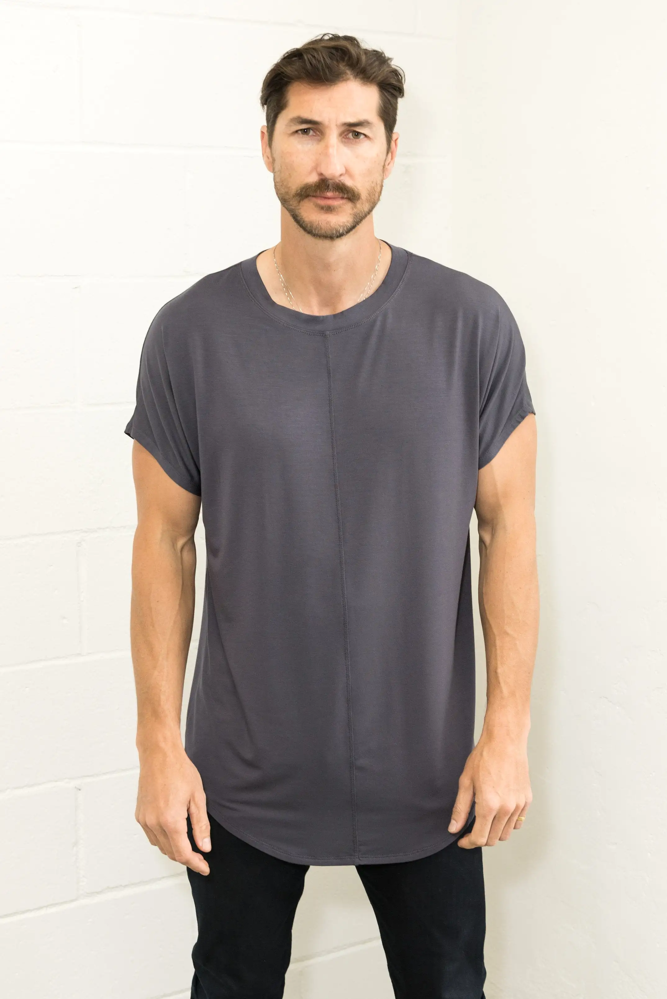 Men's Modal Center Stitch Curved Bottom Crew Neck Tee