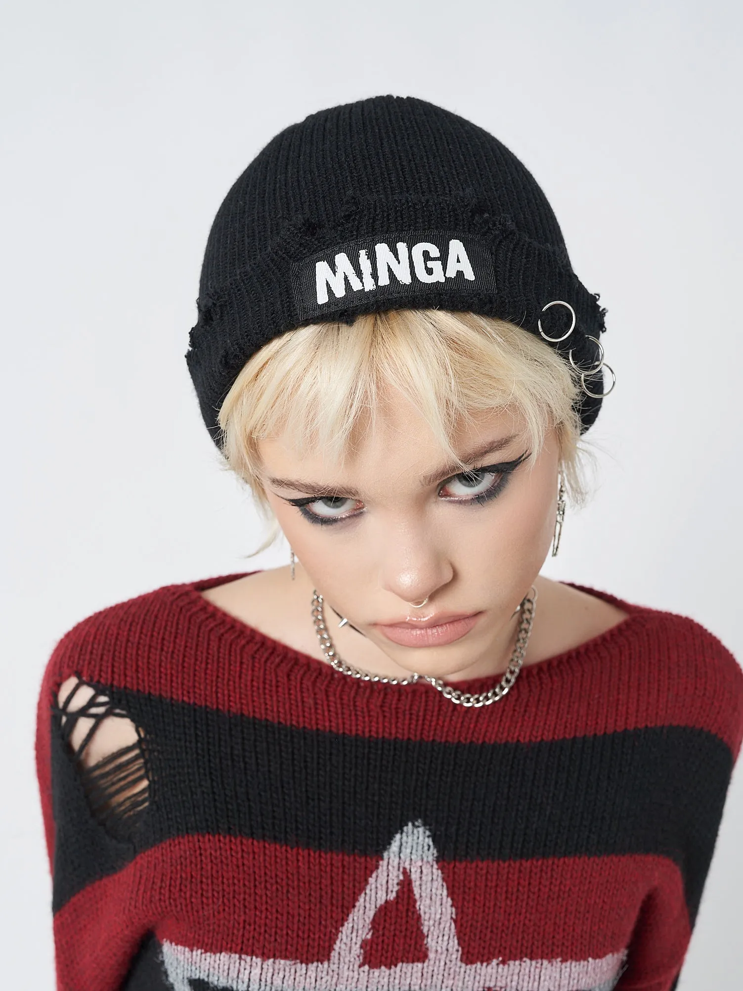 Minga Black Distressed Beanie