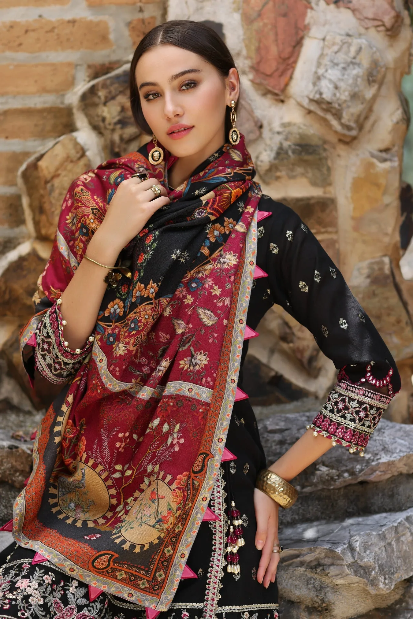 Noor by Saadia Asad Embroidered Karandi Unstitched 3Pc Suit D-09