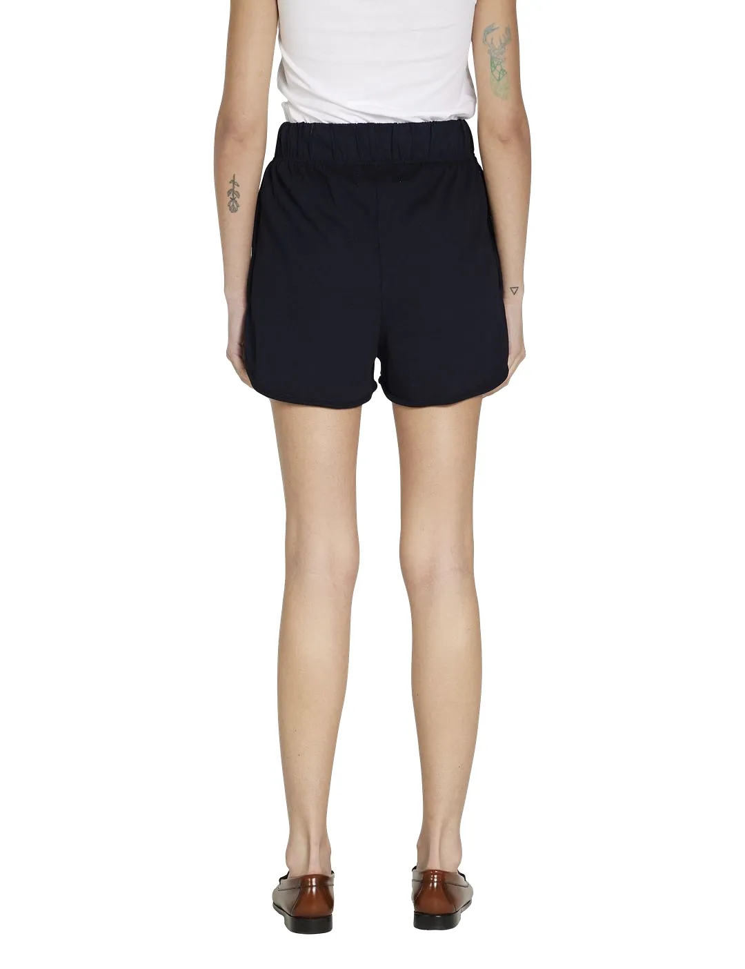 Serena Scallop Short