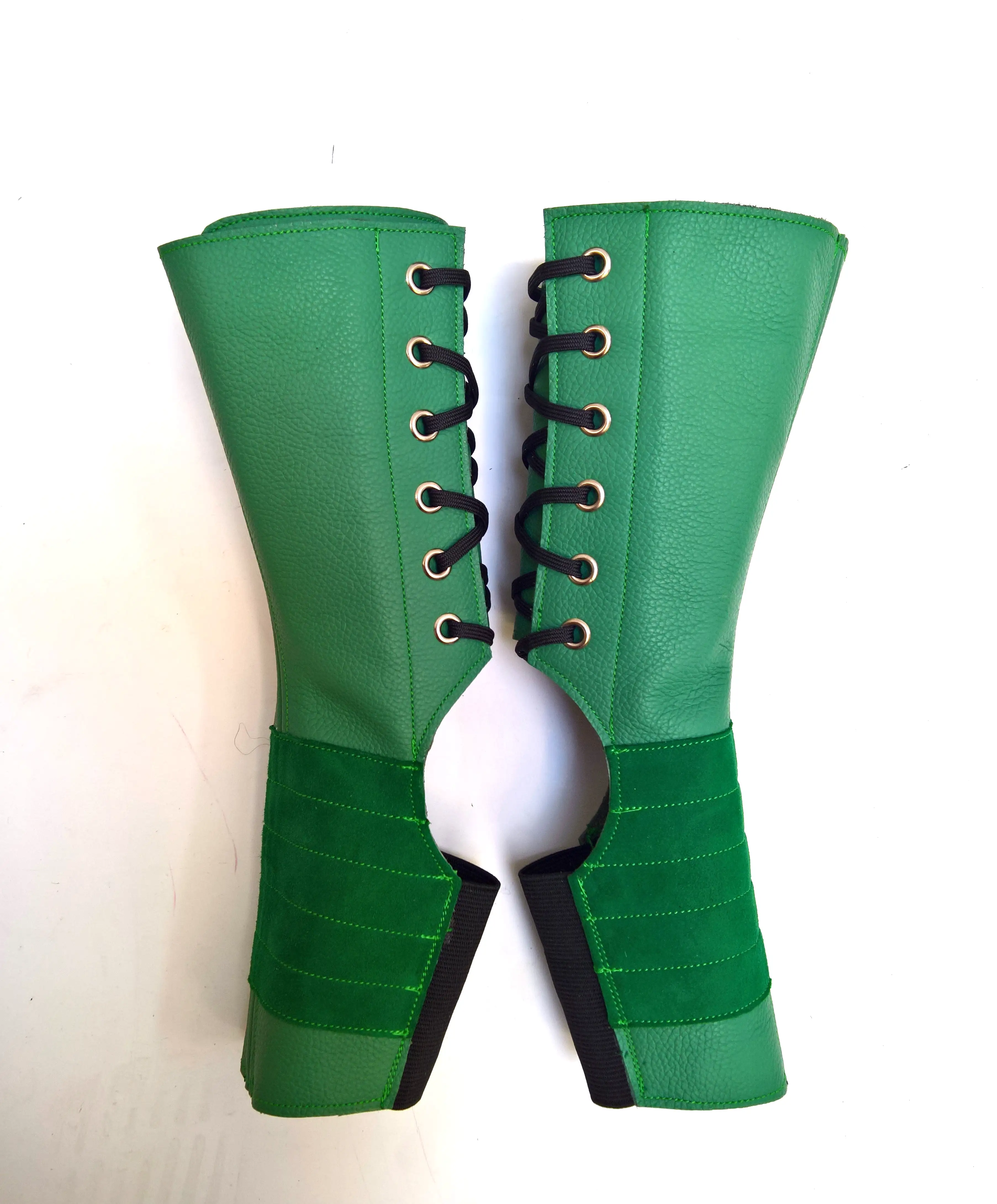 SHORT Aerial boots in JADE GREEN leather