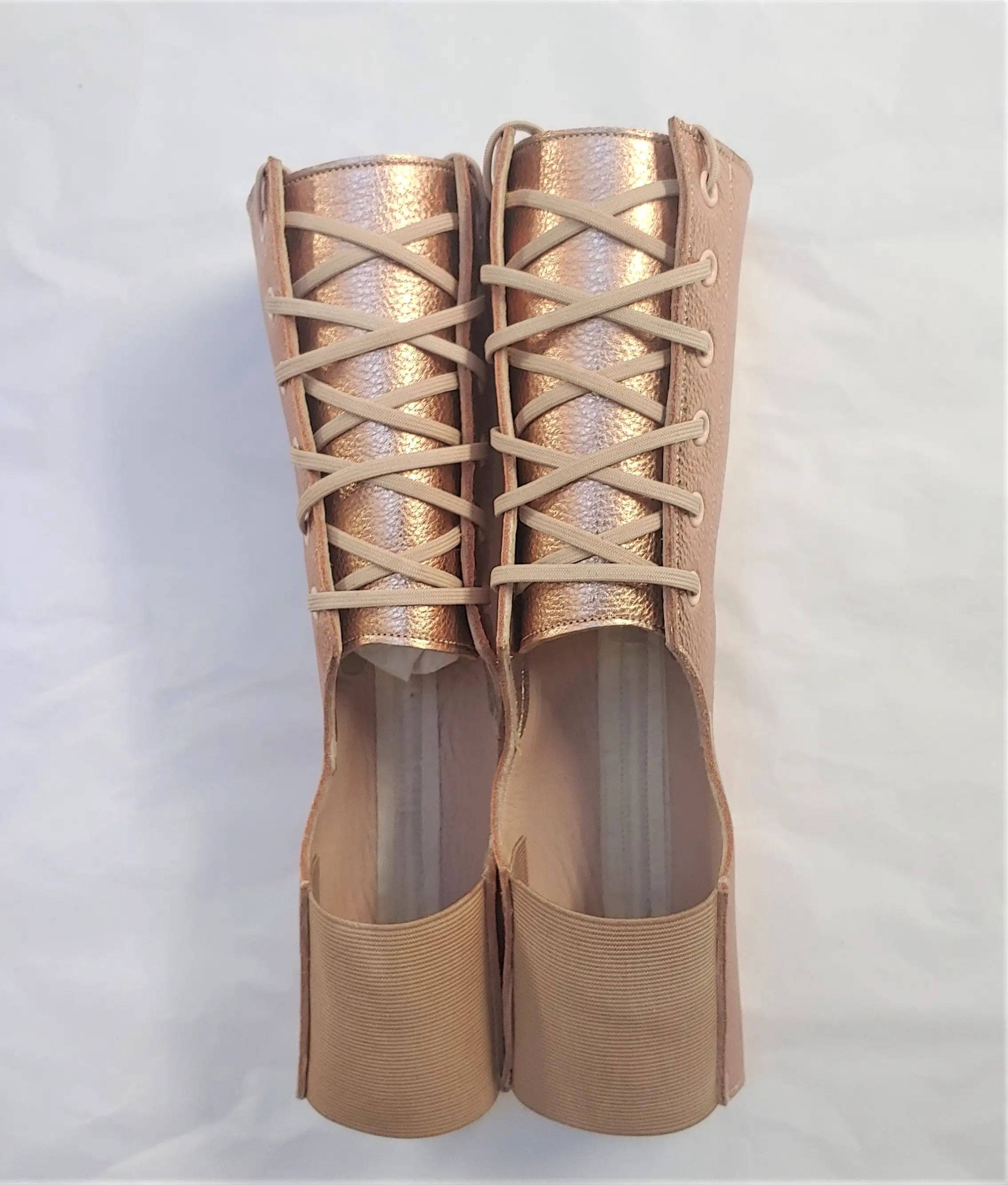 Short Aerial boots in ROSE GOLD Metallic