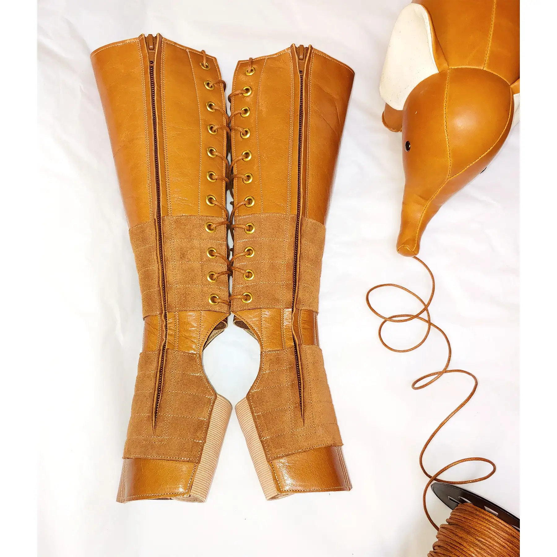 TAN Leather Aerial boots w/ inside ZIP + Suede Grip