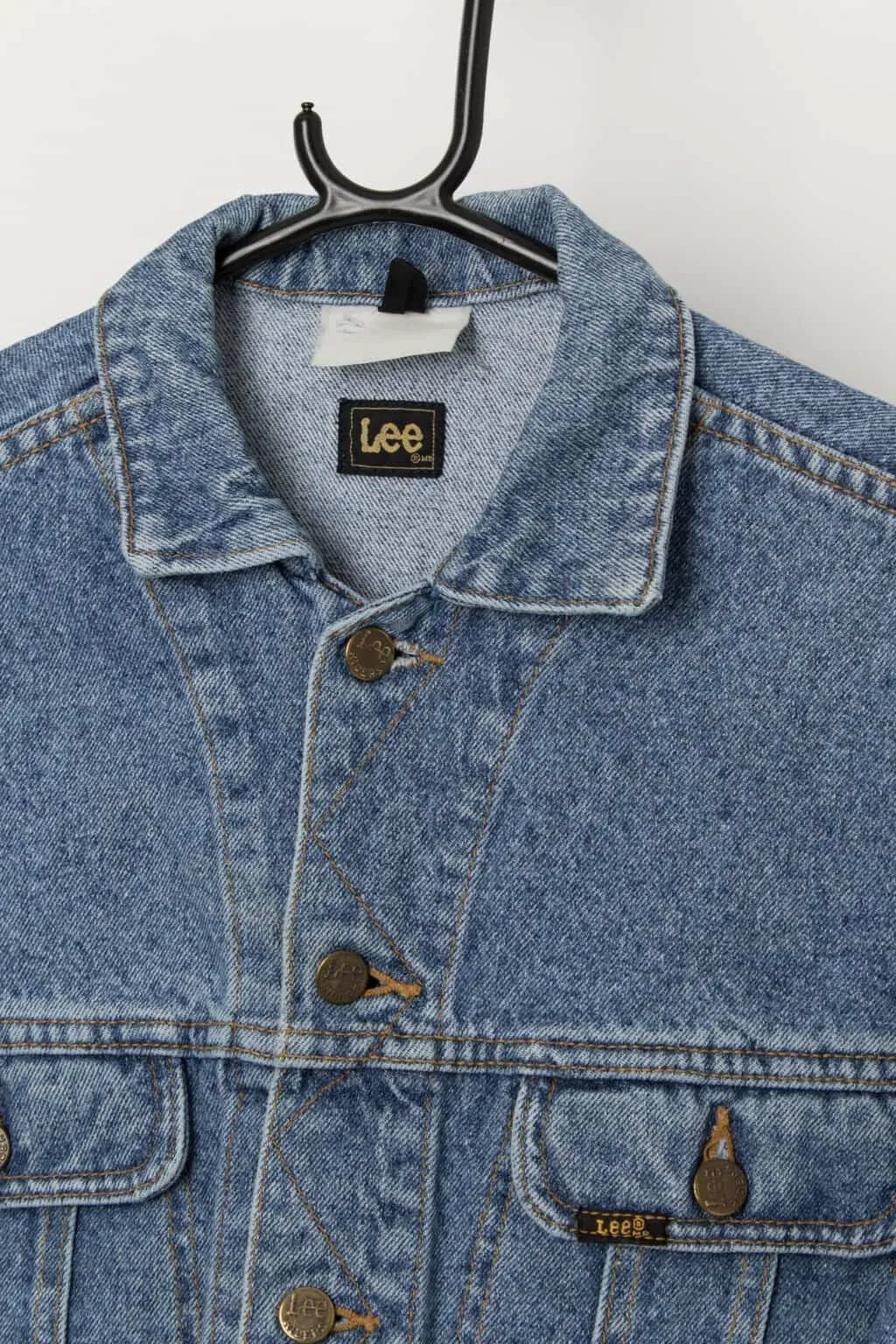 Vintage Lee stonewash blue denim jacket – Medium