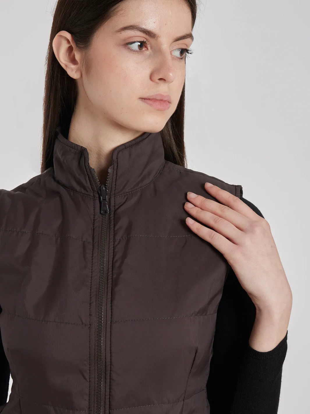 Y2K Fay sleeveless down jacket in dark brown